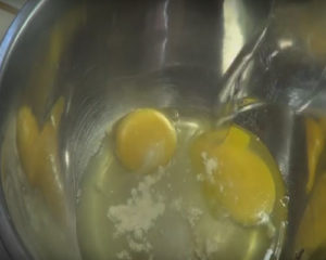 Adobo con huevos - Carne de Cerdo en salsa de miel