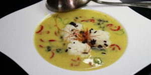 Sopa de Coliflor y Curry - Recetas de todo